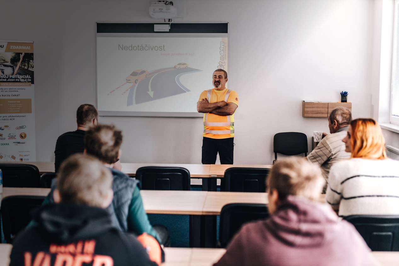 O nás - Polygon Hradec